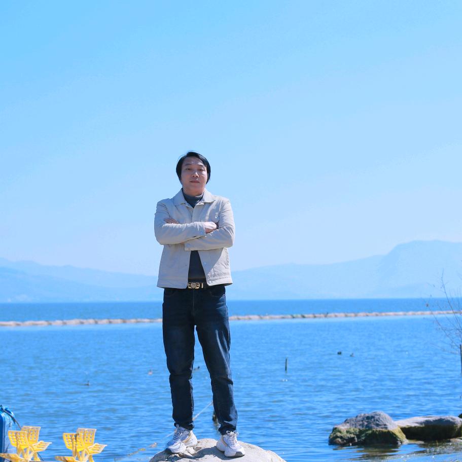 王明
