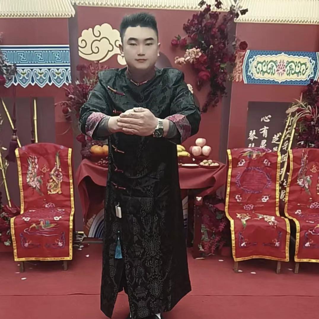 中式婚礼主持人（秦越）