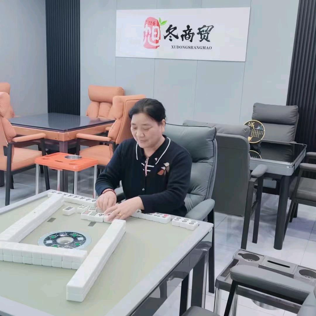 邓州团结路雀友麻将机店青姐