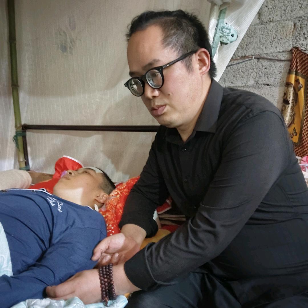 枫哥（王国航的爸爸小号）