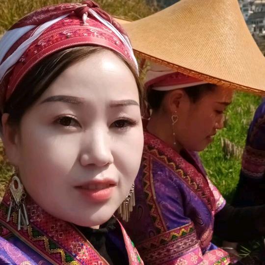 甜｡◕‿◕｡姐姐