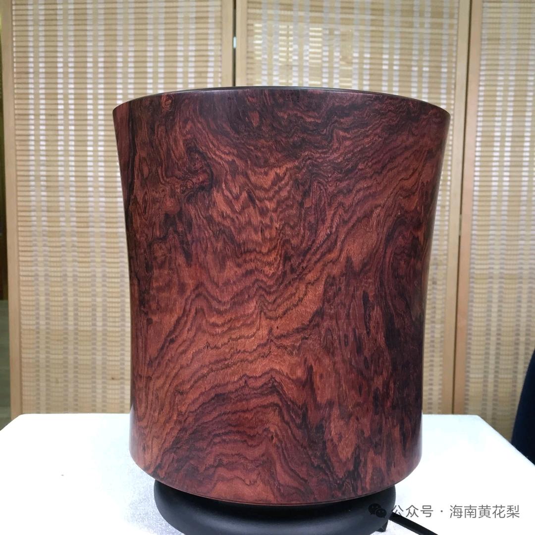 （梨缘居）海黄，沉香。