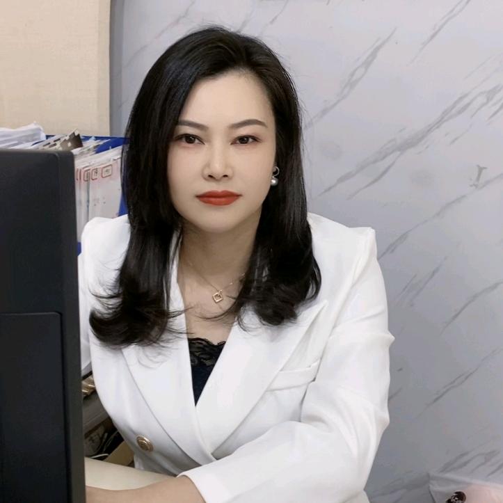 彼尚美容店长英子