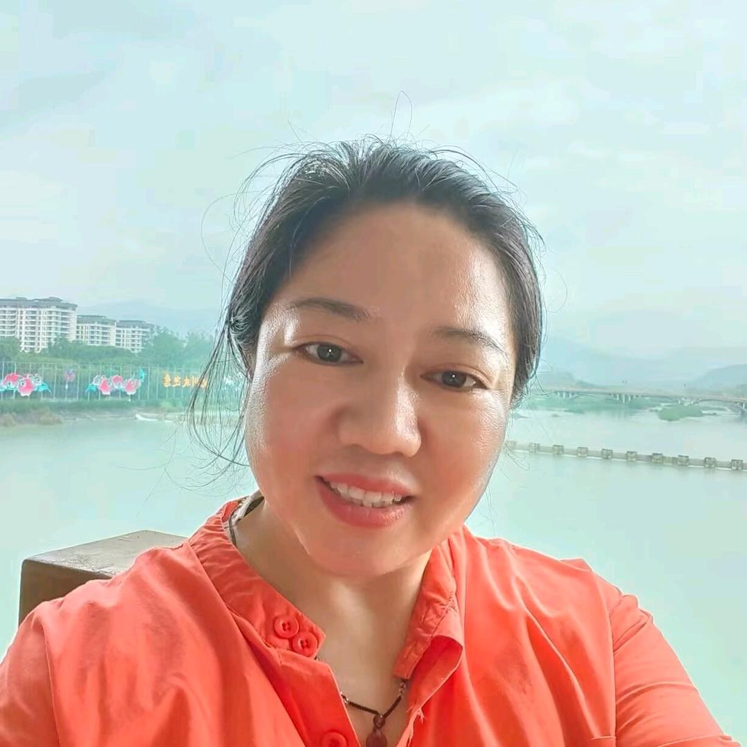 小城堡8月18号早8：50首播