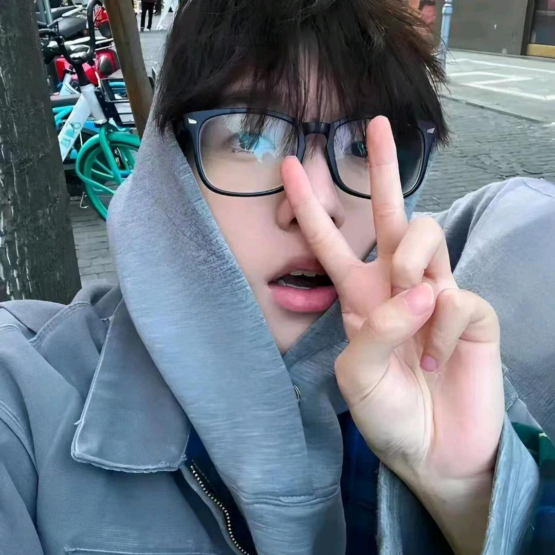小胖🇨🇳