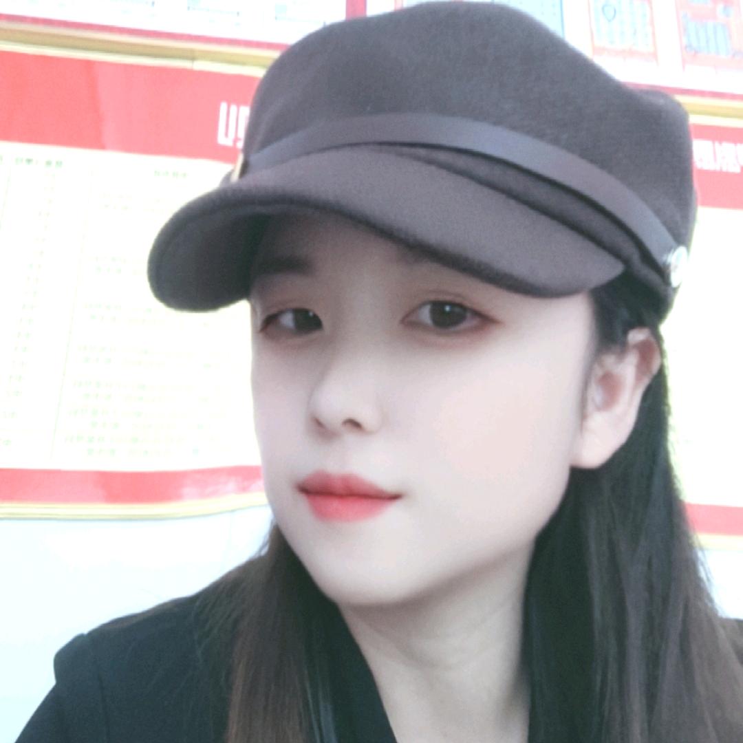 福彩店老板娘
