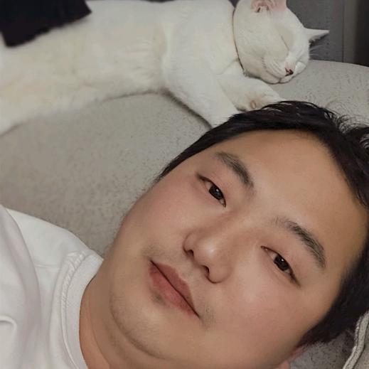 不会刮大白的油漆工🤨