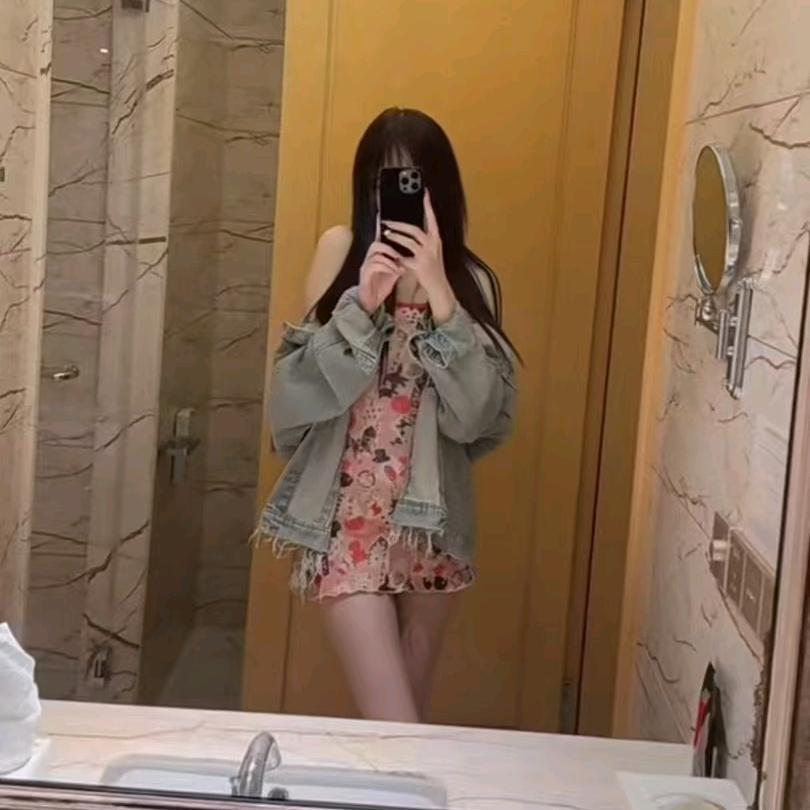凤飞飞