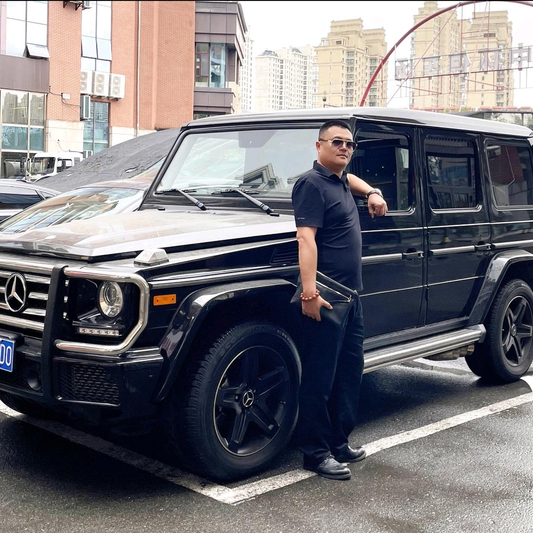 甯祎贺（嘿嘿）