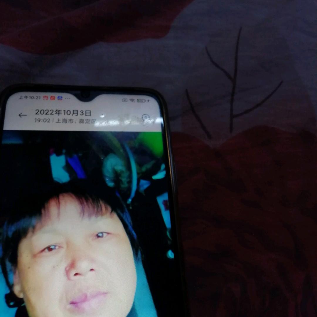 小小晓芳👑