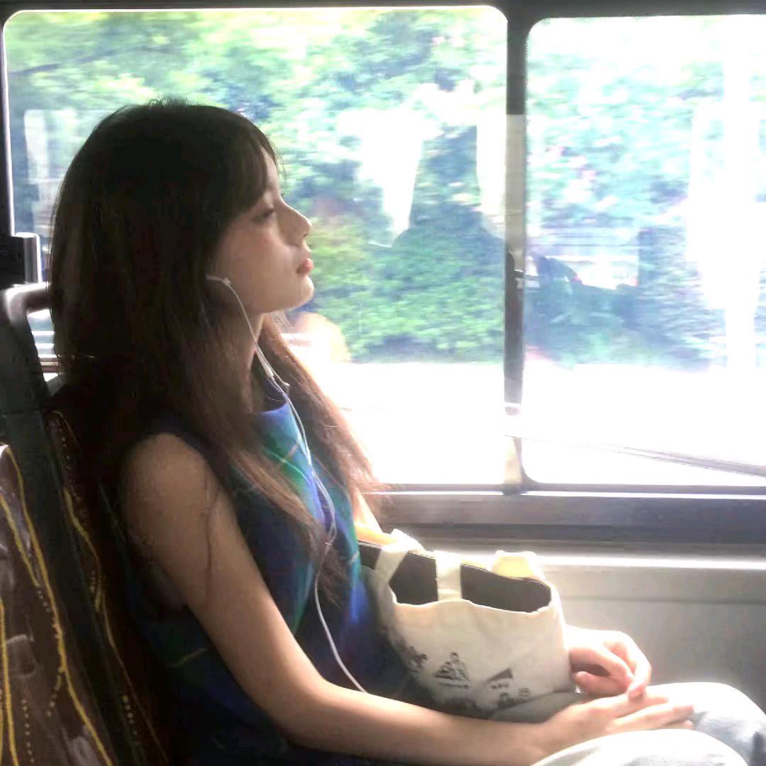 ₍˄·͈༝·͈˄*₎◞ ̑̑