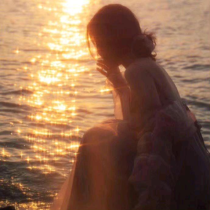 小爱学姐（浙师大萌新情报局）