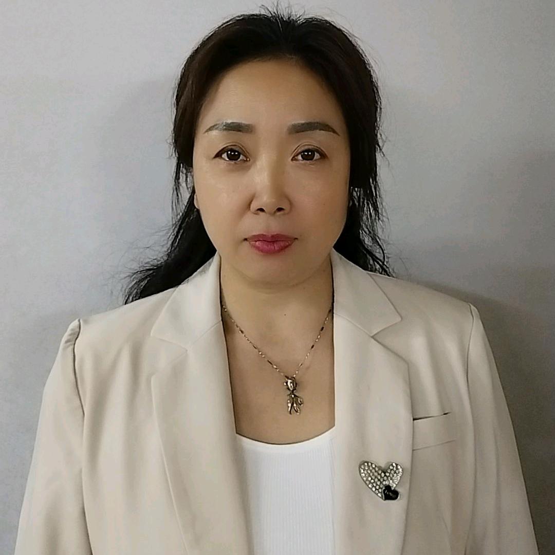 仇彩霞