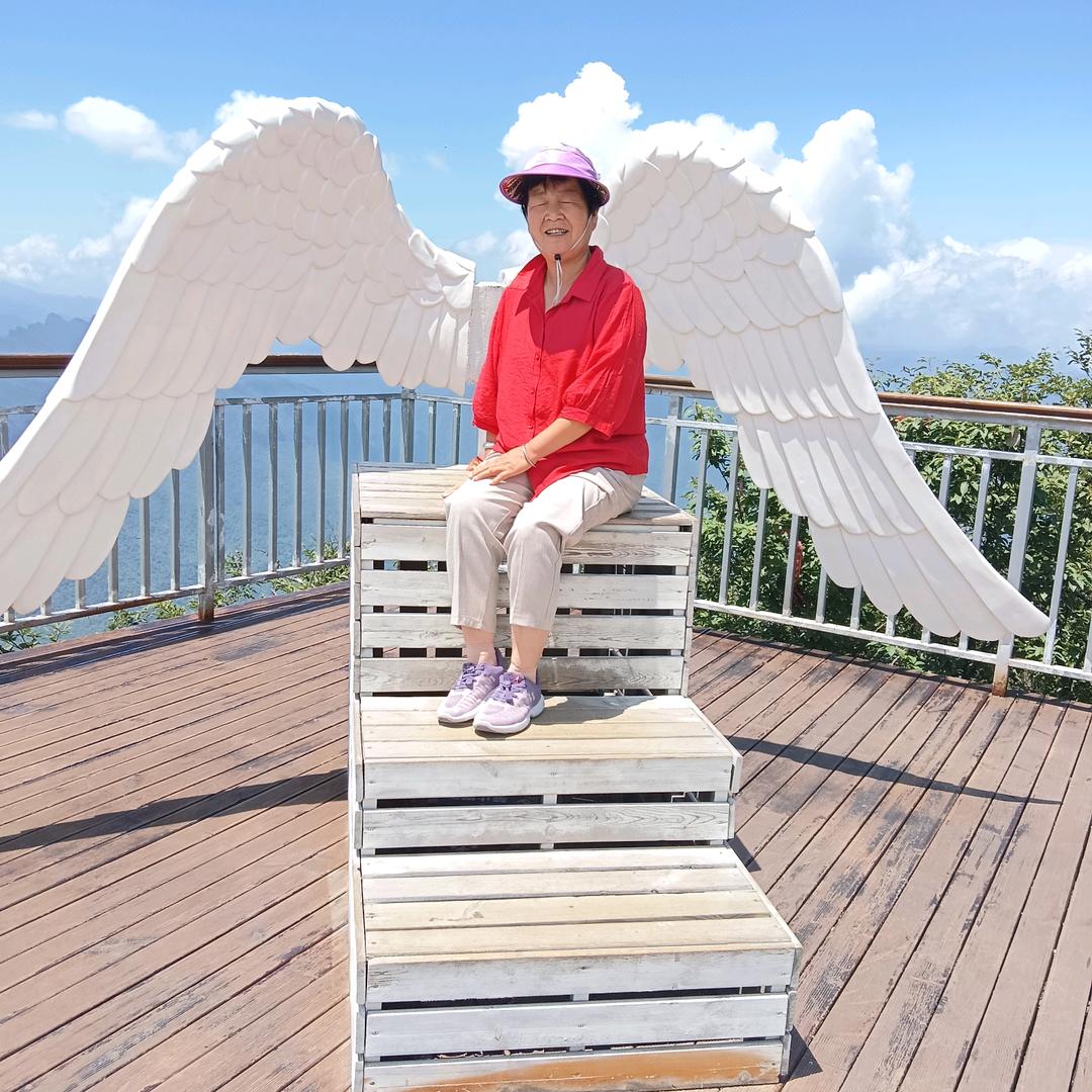 钰楦奶奶