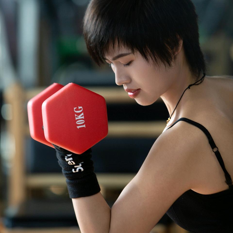 艾妍瑜伽女子健身会所