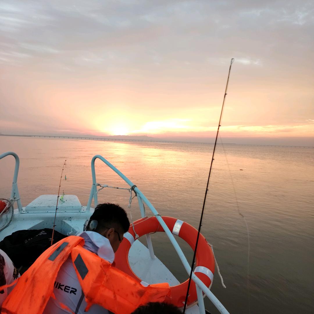 胶州湾海钓孟队