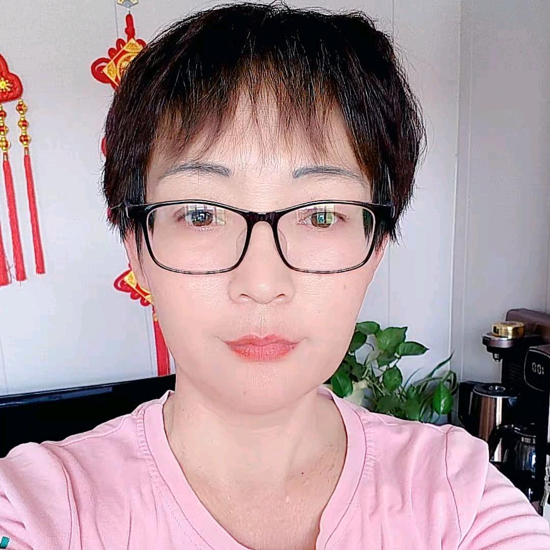 袜子姐首播晚上7点10分）