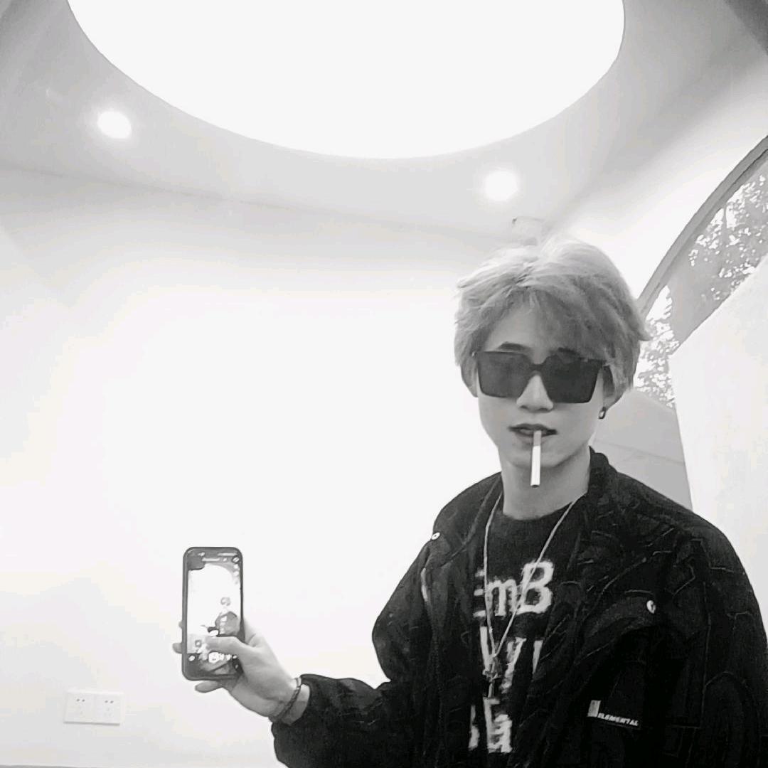 芷江芷莱美 美发  蒲俊霖