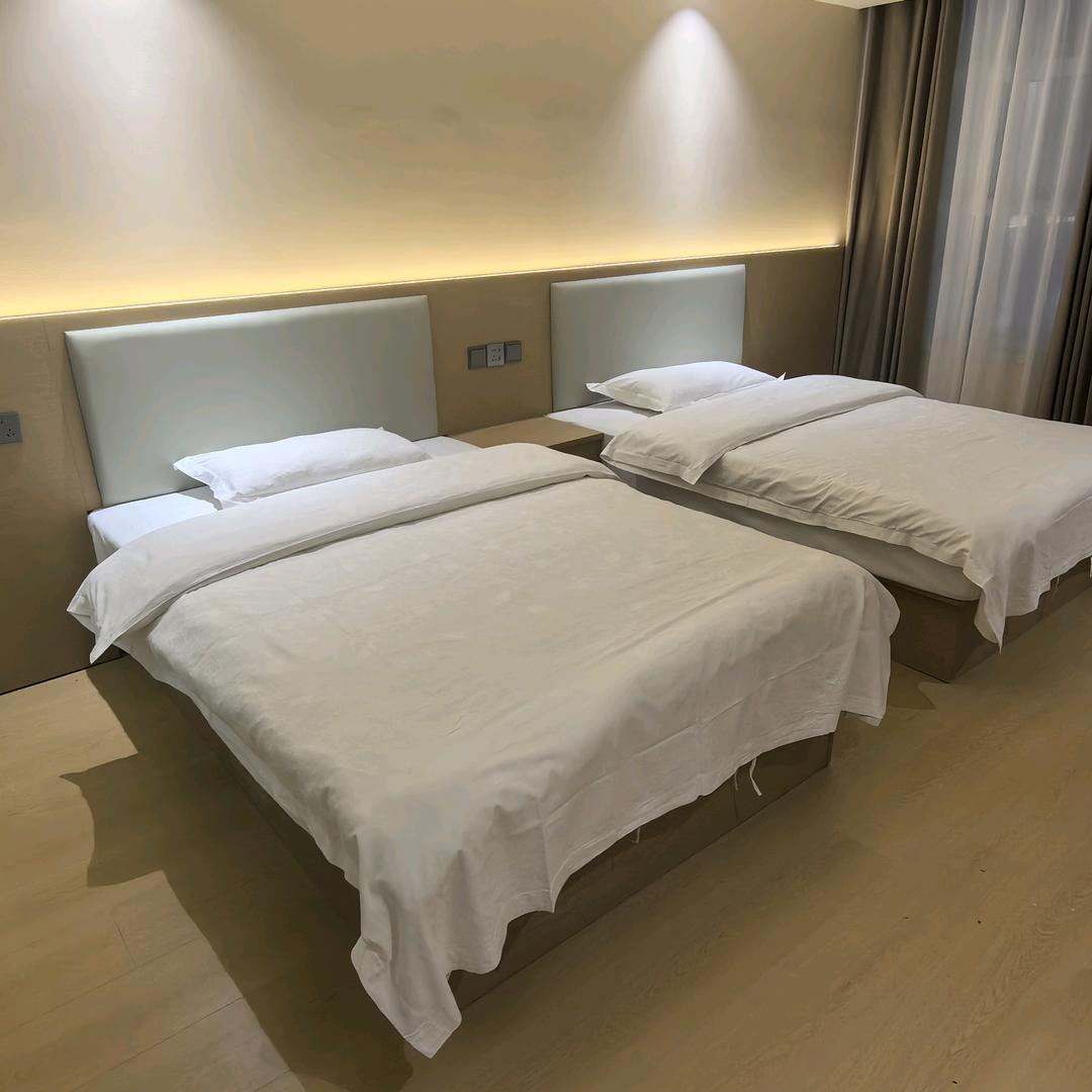 成都轩德尚宾馆酒店家具床厂家直销