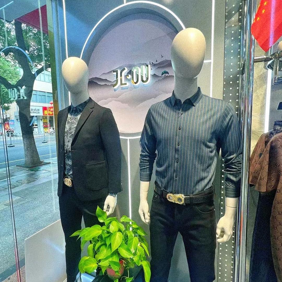 丁山步行街杰利欧尔男装小孟