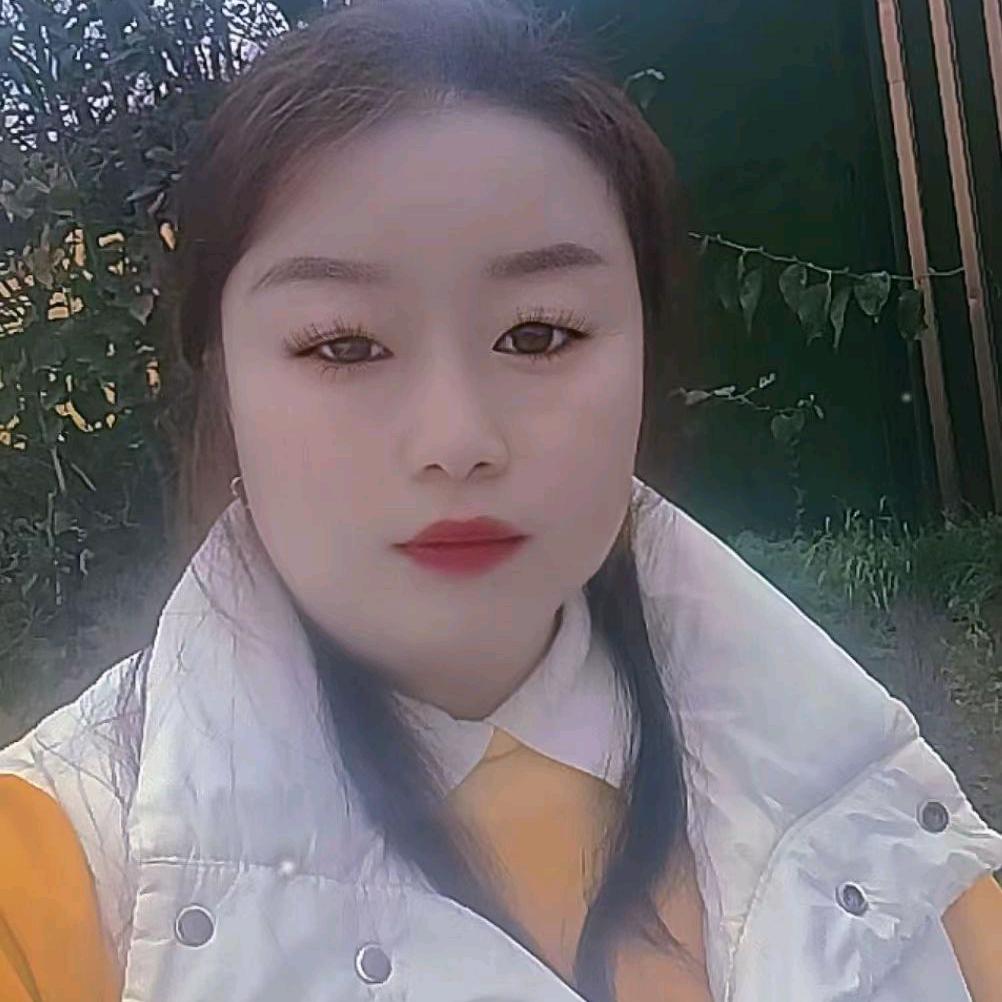 a射洪房产销售~何姐