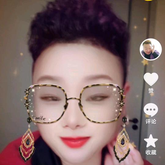 大脸姐