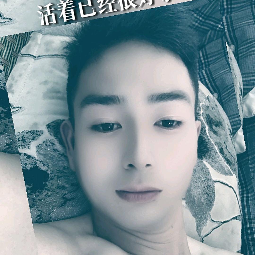 流年时有限，缱绻意难终