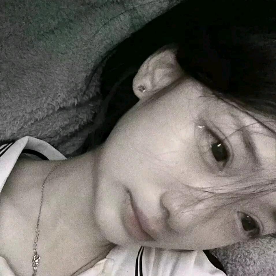 江妍
