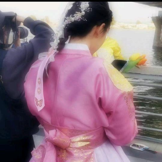 Sarah～北(ಥ_ಥ)