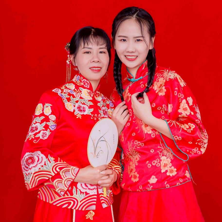 欧阳油漆工刮大白