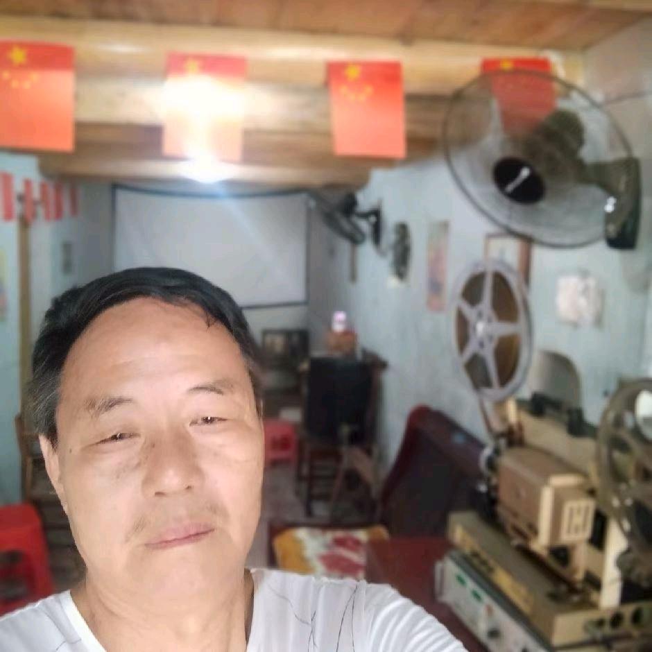放映员