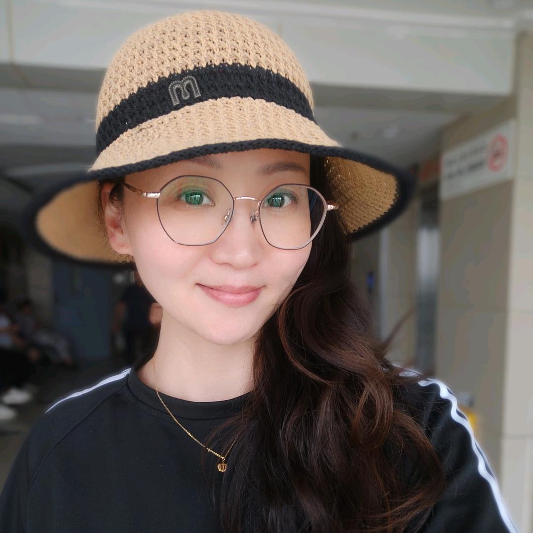 口哨歌手文卿