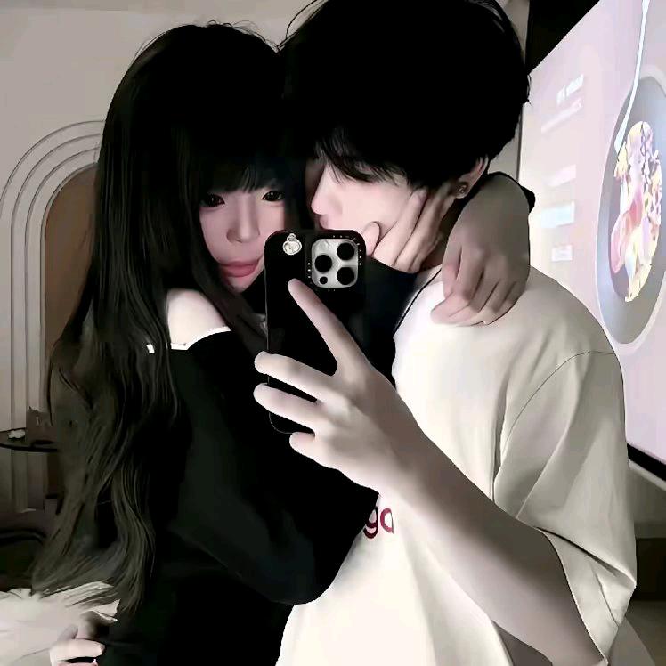 默默的爱你  ╭❤~