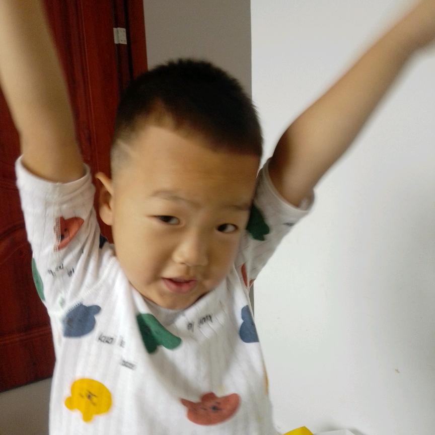 朱佳明轩宇开学