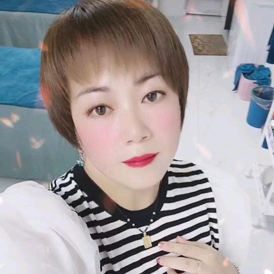 墨墨妈