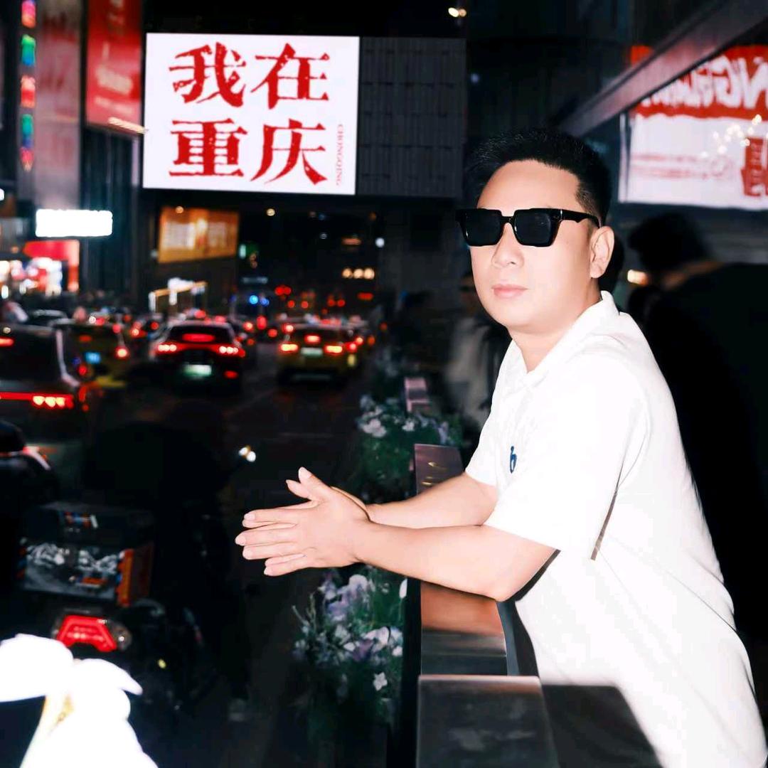 Mr,李