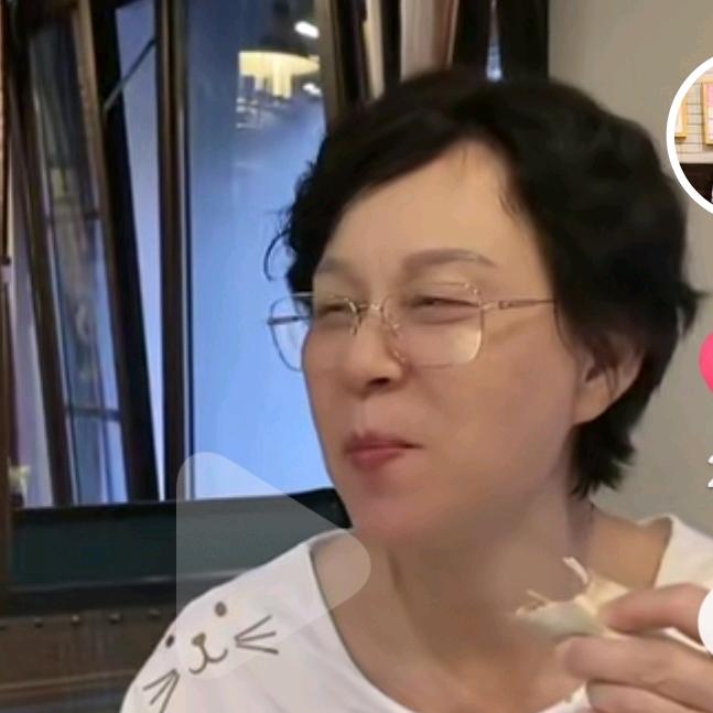 木子日尧民，，丢丢外婆