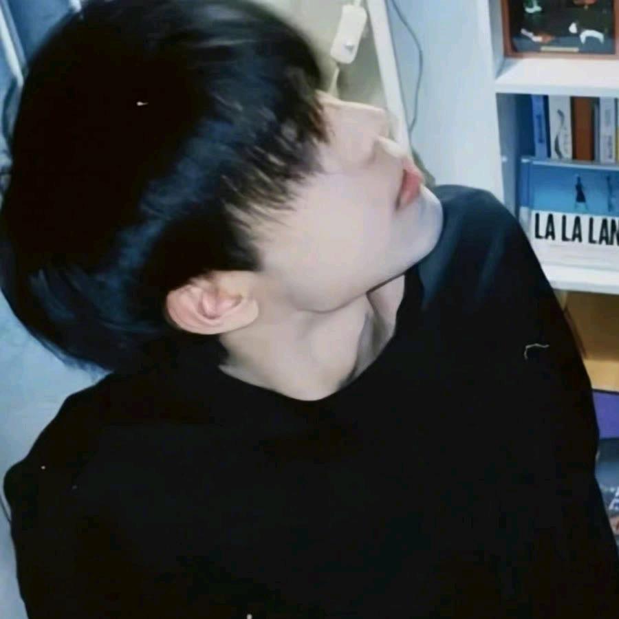 ༡ྱ
