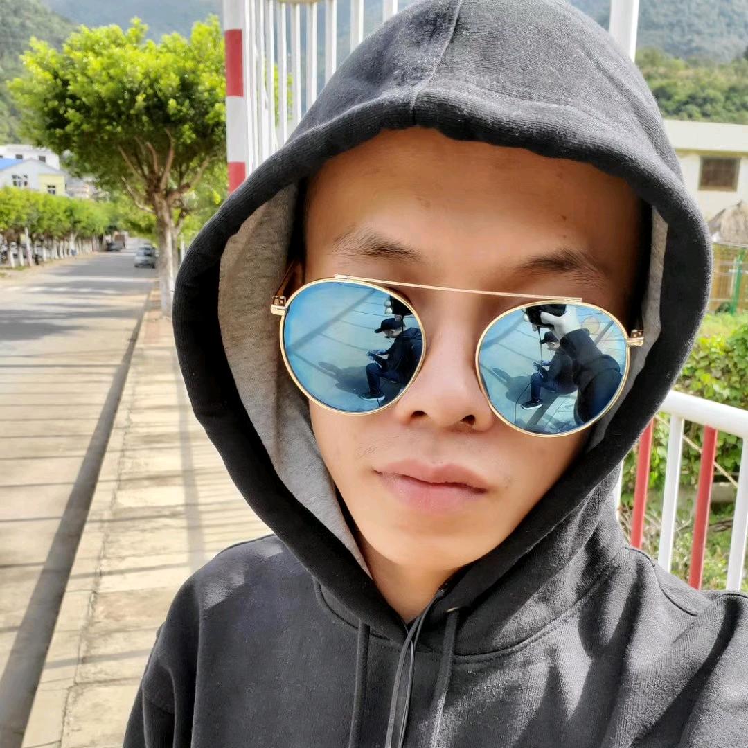 忞晅