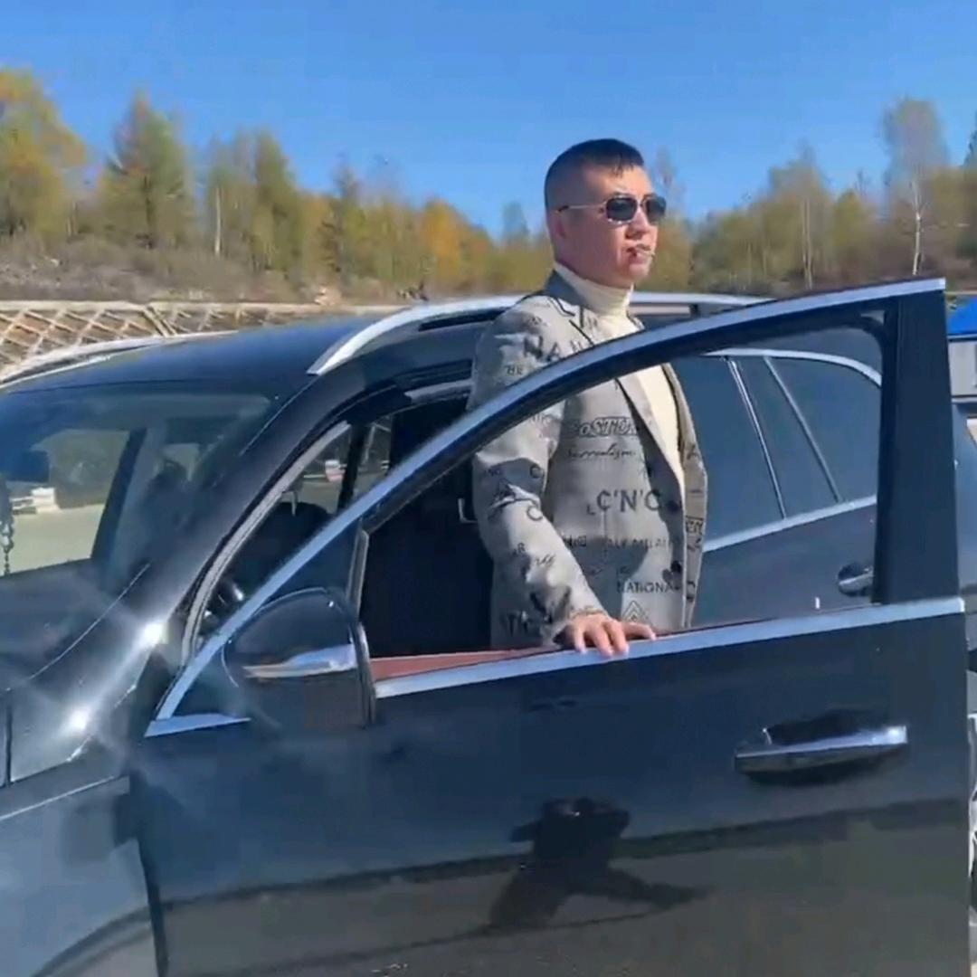 连君