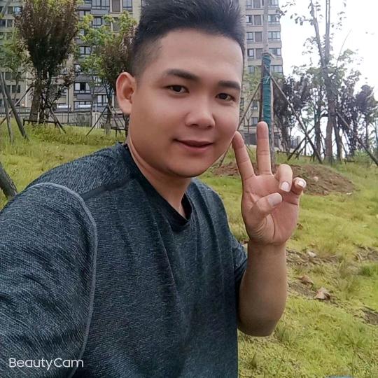 颖宝爸爸。老蜗牛