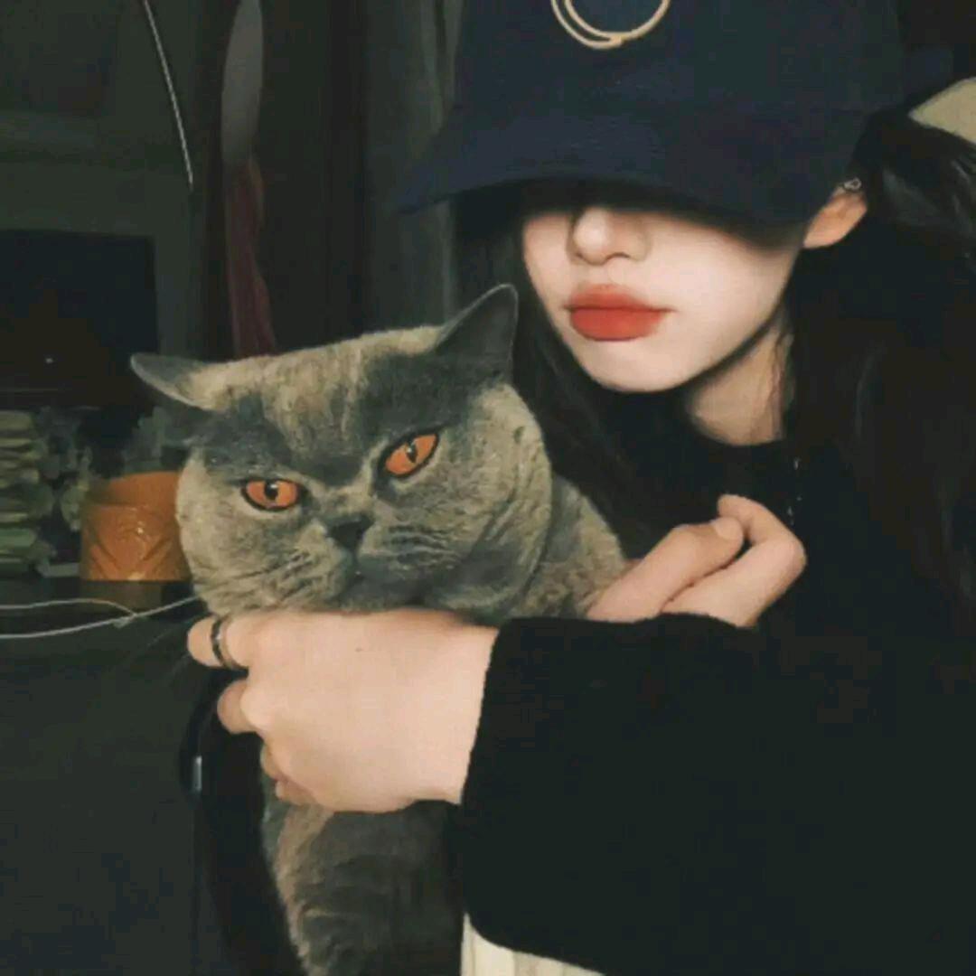 小鱼🐟仔( •̥́ ˍ •̀ू )