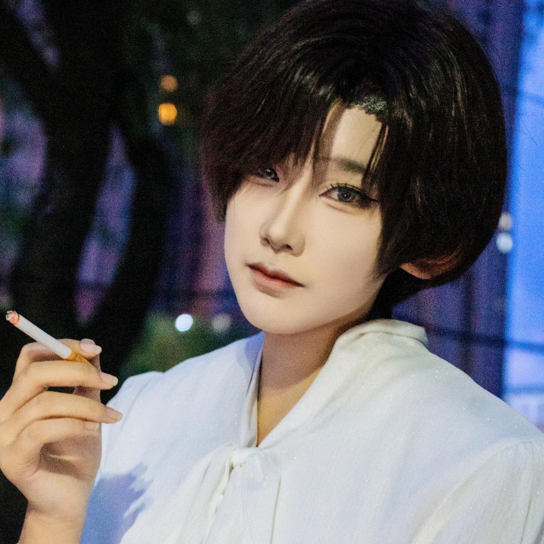 梓莫不是自摸🐿