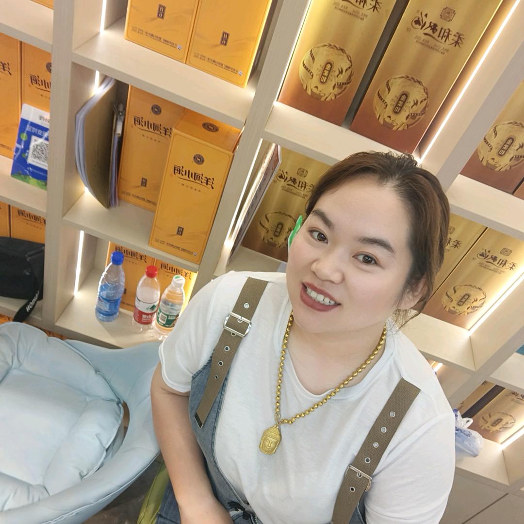 石桥宴老板娘日常生活