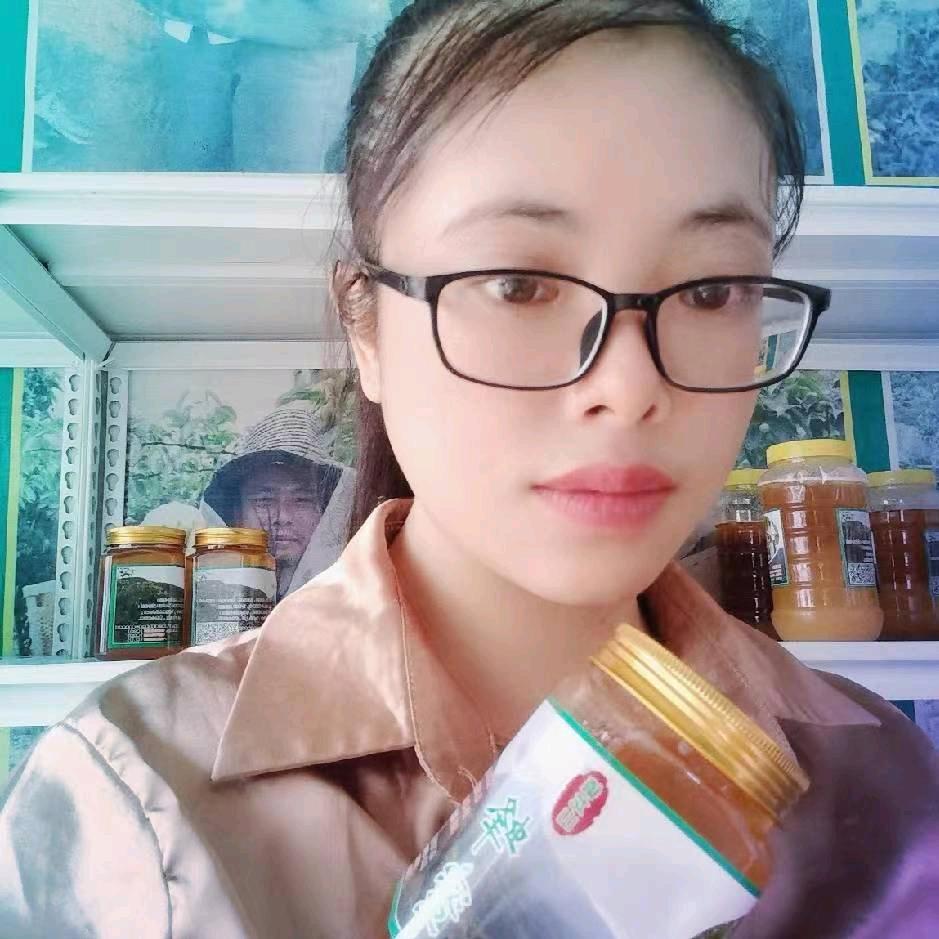 黎塘镇龙山蜂蜜陆姐