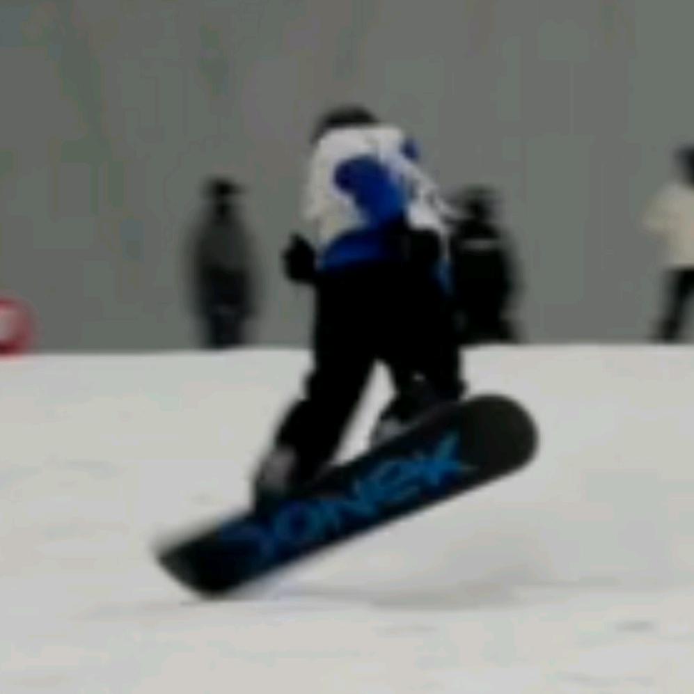 赛恩🏂🏻（八字刻滑）