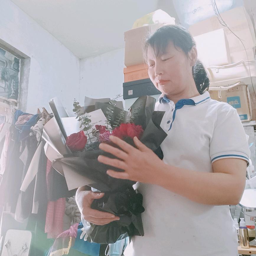 @梅梅
