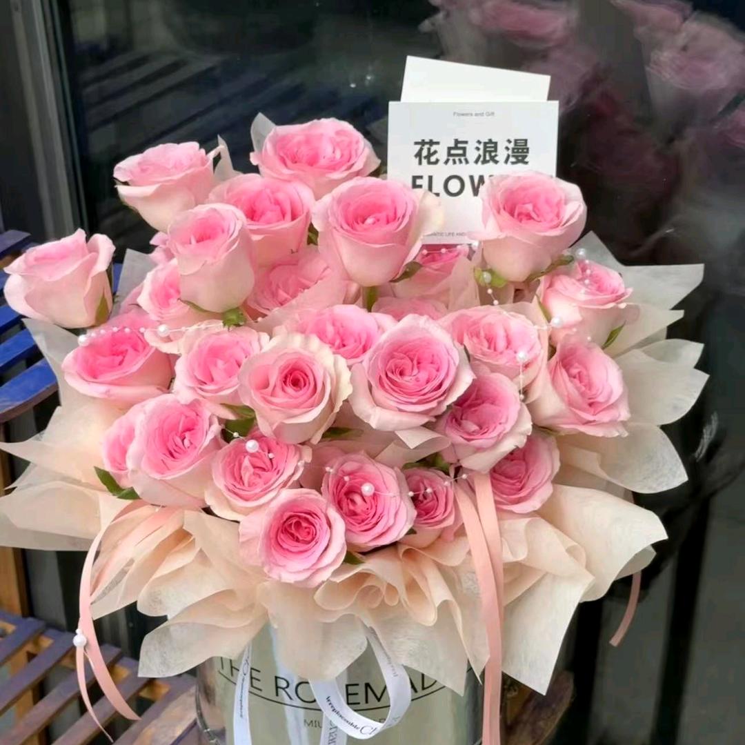 罗伍