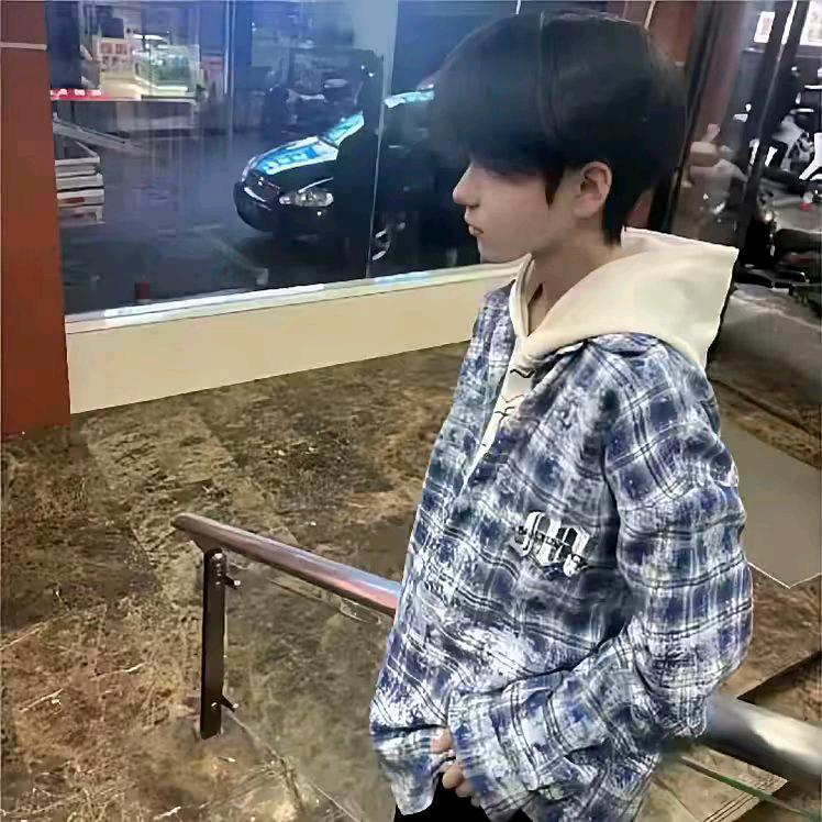 落泪封存回忆