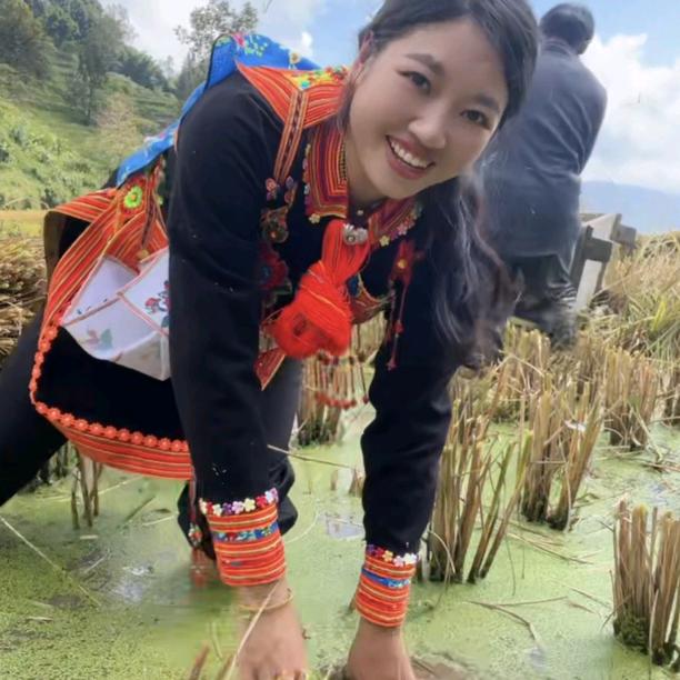 边境阿蓉